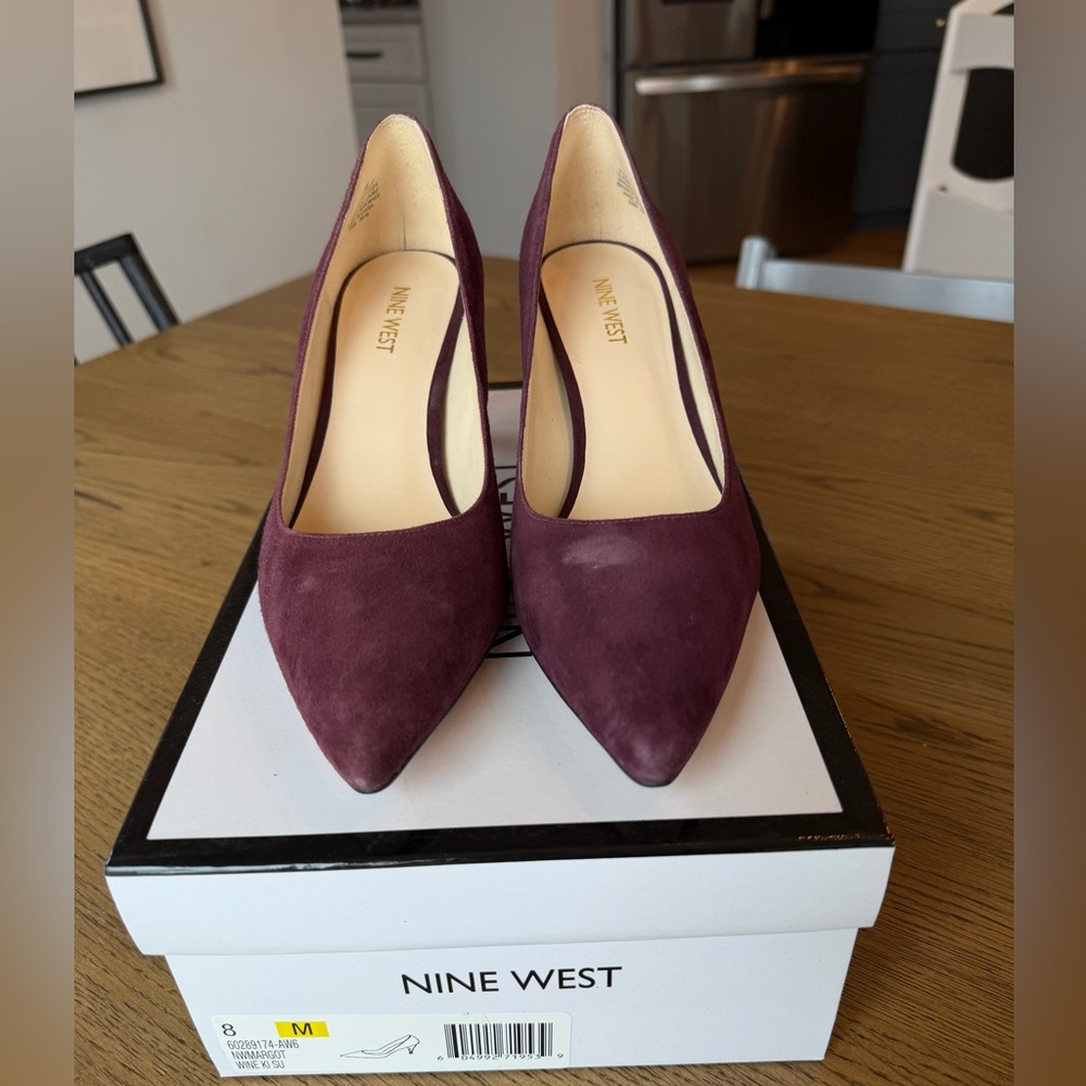 Nine West 8 Margot Plum Suede Pointed-Toe Pumps